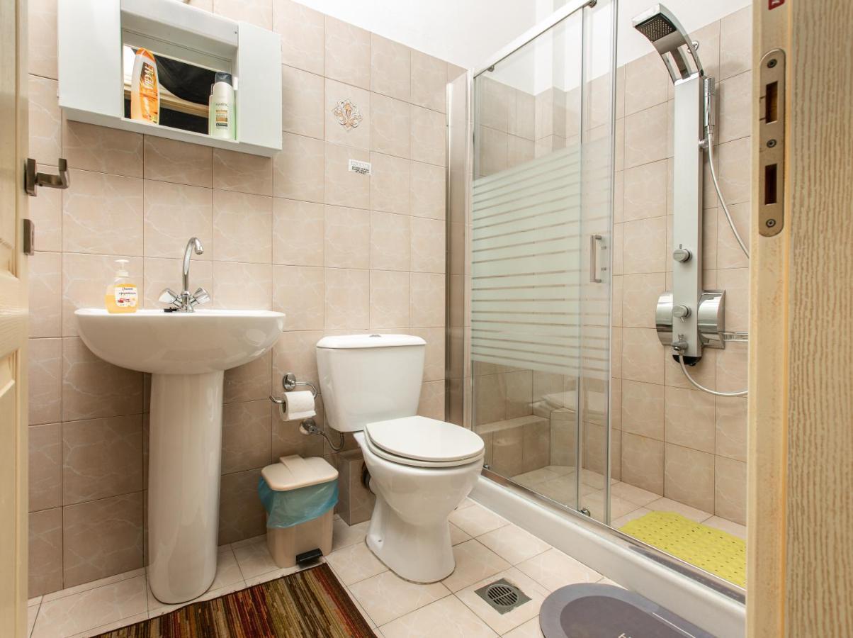 Central Cozy Apartment 스파르티 외부 사진
